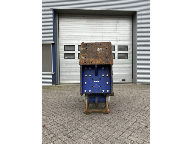 Xcentric XR20